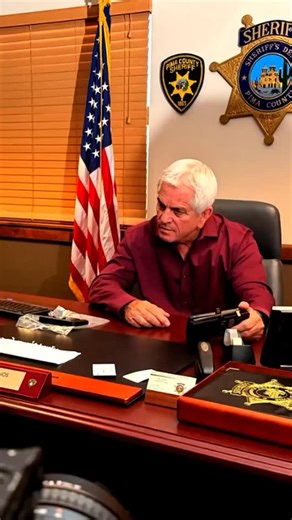 Brian Entin’s criticism of Pima County Sheriff Chris Nanos leading the Nancy Guthrie case. #NancyGuthrie #SavannahGuthrie #Sheriff #Arizona #FBI | Hot Mics With Billy Bush
