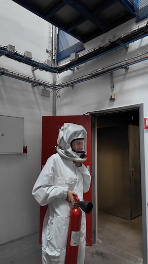 93K views · 751 reactions | Formation pratique à la sécurité incendie. #airwaysaviation #securite #cabincrew #hotessedelair | Airways Aviation ESMA | Facebook