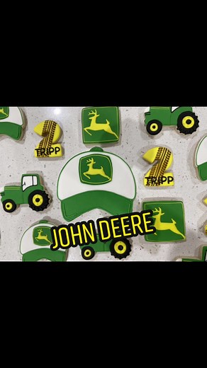 Happy 2nd Birthday to this tractor loving boy 🚜🎈🎂 #cookies #cookiesdecorated #sugarcookies #2ndbirthday #tractor #johndeere @John Deere