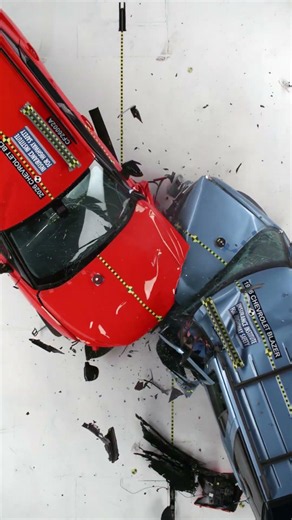 Terrifying Chevy Blazer Crash Test