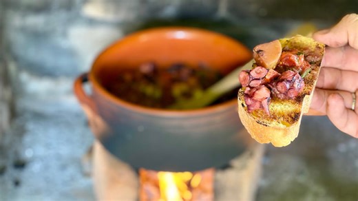 Octopus Stew with Potatoes and Cherry Tomatoes – A Flavor Explosion You’ve Got to Try!