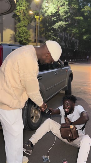 So many things happened in such a small window. Met @vindee_official , Speed was not there still but great guy. One day it will make sense. #TheYearOfThePen