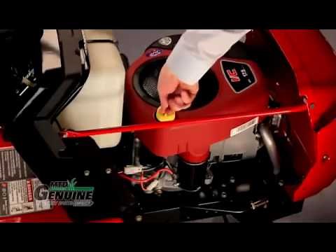 Das Öl eines Rasentraktors MTD wechseln