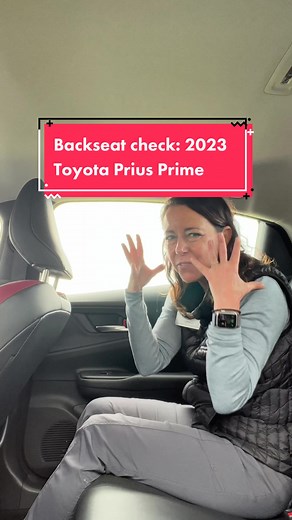 Comfort and Features of the 2023 Toyota Prius Prime Backseat