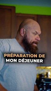 91K views · 330 reactions | 丹 Moi quand je me lève le matin… j’ai FAIM!  Je mange environ 6 fois par jour, et tout commence avec un bon déjeuner! 讀陋 Hugo Girard Nutrition &Sports PPS CANADA Les Vêtements Hugo Strong | Hugo Girard | Facebook