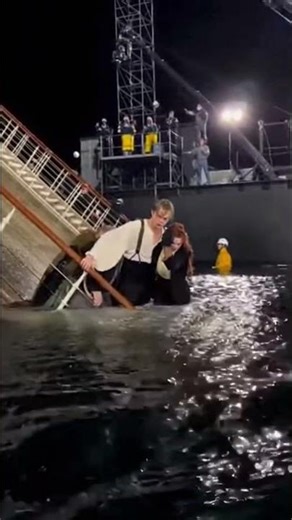 Titanic Tilted Deck Panic Escape Scene 🎬🌊 #shorts #TitanicBTS #BehindTheScenes