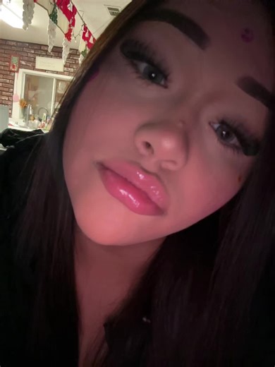 Stefany Cardona Franco (@stefanycardonafra)’s videos with Bbyyyhelen - Bbyhelen