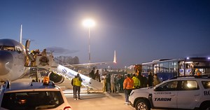 MAE: Alţi 86 de cetăţeni români şi membri de familie, evacuaţi din Fâşia Gaza, au ajuns în România