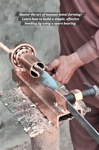 DIY Metal Rod Bending Jig Using a Bearing