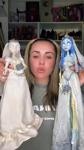Muñecas Emily y Victoria de la película Corps Bride de Tim Burton 🩵🦋 Las dos juntas son increíbles verdad ?🫣 Ahora me falta conseguir a Victor! ❤️‍🩹#corpsbride #emilycorpesbride #timburton #elcadaverdelanovia #timburtonmovies #muñeca #dreamdoll #doll #junplanning #dollcollector #paratiiiiiiiiiiiiiiiiiiiiiiiiiiiiiii #fyp #Viral #bride