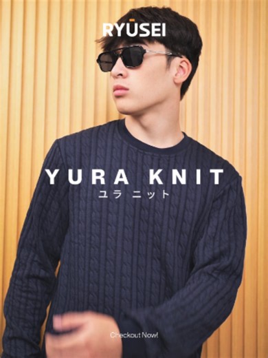 Yura Knit Navy: Clean, Soft, Effortlessly Refined Knitwear