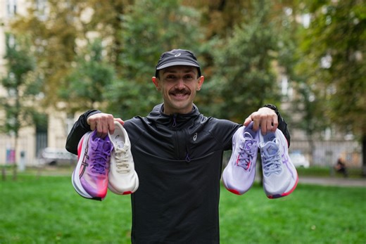 Rodzina ASICS Blast to seria butów, która od początku miała łączyć dynamikę, lekkość i wysoki komfort, a z czasem rozrosła się, by odpowiadać różnym stylom i potrzebom biegaczy. Od pierwszego Novablasta po najnowsze modele, każdy z nich ma własny charakter i przeznaczenie. Jaki? O tym w szybkim przeglądzie Mateusza z ekipy Sklep Biegacza Poznań 👟Novablast 5 - kultowy klasyk. But, od którego wszystko się zaczęło. Lekki (ok. 255 g w rozmiarze 42,5), z miękką, ale sprężystą amortyzacją FF BLAST™ M