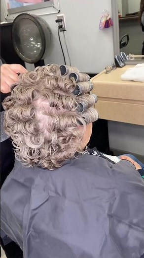 “Perfect Roller Set Tutorial: Big Volume, Smooth Curls!”#hairstyle #hairtransformation