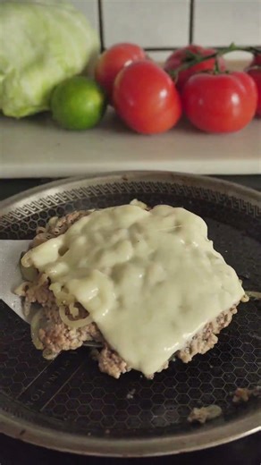 A burger done right ✨👌 Recipe ⬇️