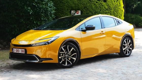 Toyota Prius Prime PHEV Review – Driving Impressions and Key Features