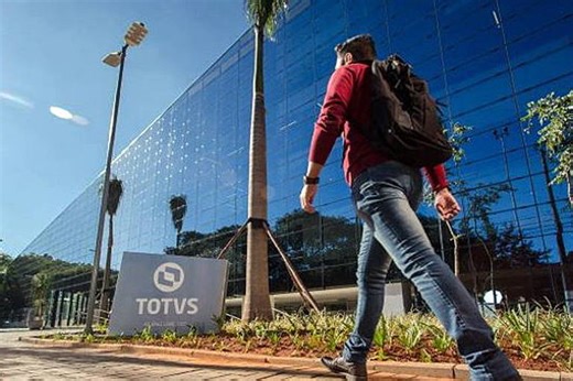 Totvs remaneja férias e faz esquema especial para implantação da reforma tributária