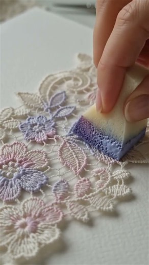 🌸✨ Turn a simple piece of lace into elegant floral artwork!