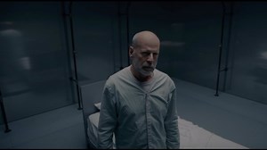 Vidro Trailer (3) Legendado