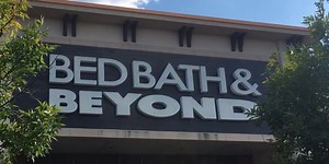 Christmas Eve hours for retail stores