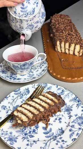 No-Bake Chocolate Biscuit Cake — Creamy & Easy