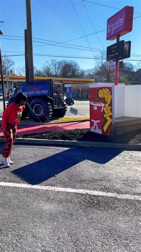 Discover Linda: The Wig Everyone's Talking About