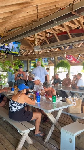 Sunday Funday, Pirates Cove style! Come on down and grab a burger, kick back and enjoy the weekend. | Pirates Cove