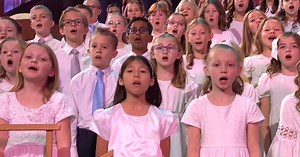 Two Choirs Come Together for a Powerful Rendition of ‘Gethsemane’ | FaithPot