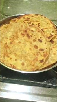 😋 गरमागरम मूली का पराठा – ऐसा स्वाद जो दिल जीत ले | muli Paratha recipe | easy muli Paratha/#shorts