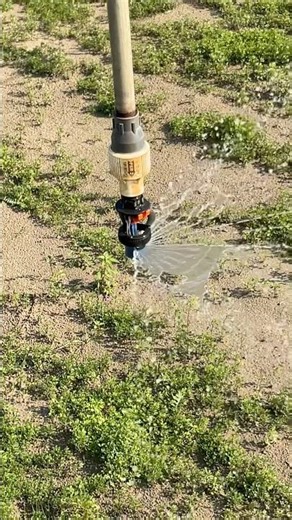 Center Pivot Sprinkler System #pivot #sprinkler #agri #irrigation #youtubeshorts #shorts