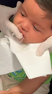 La fisioterapia respiratoria no es dolorosa. Pero por supuesto que en la extracción del moco es molesta. Jamás se podrá comprar el tiempo de molestia al tiempo de hospitalizaciones de niños que han sufrido complicaciones a causa de ese moco. Inclusive corriendo en riesgo sus vidas. Cuantos niños se han perdido a causa de las neumonías bacterianas?. Es por ello que me enamoré demasiado de la fisioterapia respiratoria. Mi afán siempre será poder ayudar a muchas familias. Bendiciones ❤️🙌🏽🥰🫁 | P