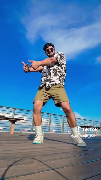 Darling Dance Tutorial for Singapore TikTok Creators