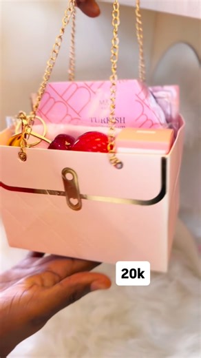 Abuja's Premier Gift & Hamper Curators on Instagram: "“I want something cute and sweet “ say no more. Ready for pick up 😌. Keep your orders coming. Luxury on a budget. 20k just for the season"