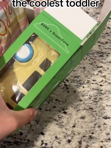 Bus Shap Water Bottle @https://jumbostore.pk/collections/kids-collection/products/bus-shape-school-water-bottle-500ml #waterbottle #foryou #kids