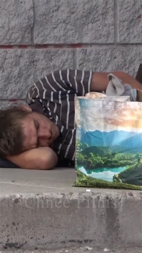 9.3K views · 74 reactions | ___ Heartbreaking to people who live on the street in America  #streetusa #usareels #streetview #street #america #homeless #usa #kensington #fblifestyle | Sophoan Chheang | Facebook