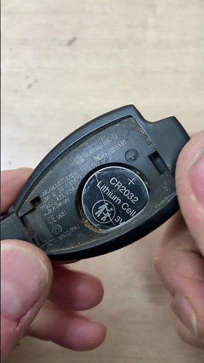 Mercedes Key battery change -EASY DIY #automobile #remotebattery #mechanic #remotecontrol