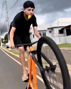 20K views · 75 reactions | People with Truly Amazing Skills! ” | Sude Erdoğan | Facebook