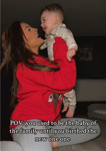 Funny Family Christmas Moments with the New Baby