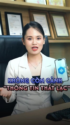 🔥 🔥 QUÁ KHỦNG HOẢNG KHI QUẢN LÝ CÔNG VIỆC BẰNG 7749 GROUP CHAT, GMAIL, EXCEL, GIẤY TỜ 🔥 🔥 Ngày đó, tôi nghĩ mình đã tối ưu chi phí khi không đầu tư phần mềm. Chỉ cần vài file Excel, vài group chat – thế là đủ để điều hành cả một doanh nghiệp. Nhưng càng ngày, mọi thứ càng hỗn loạn. 📌 Dữ liệu phân tán khắp nơi: cái ở Zalo, cái trong Email, cái trong ổ cứng của từng nhân viên. 📌 Giao việc không rõ ràng, nhân viên nhớ nhớ quên quên, đùn đẩy trách nhiệm khi xảy ra lỗi. 📌 Mỗi lần có vấn đề, tô