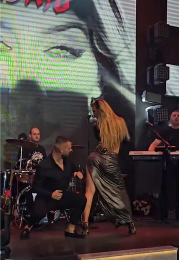 Tea Tairovic: Live Nightclub Concert