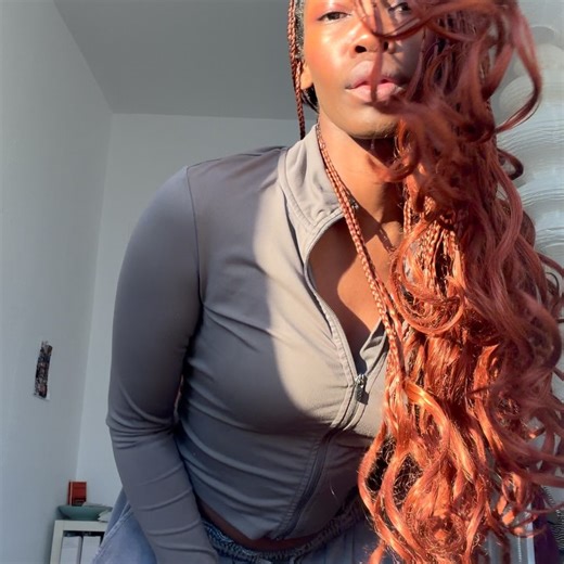 RUBY COMMEY on Instagram: "I’m an early riser. I love the time before dawn, when the world is still and it feels as if this moment belongs just to me, the sun, and life itself - before everyone wakes up and the day/world becomes loud. 🙇🏿‍♀️"