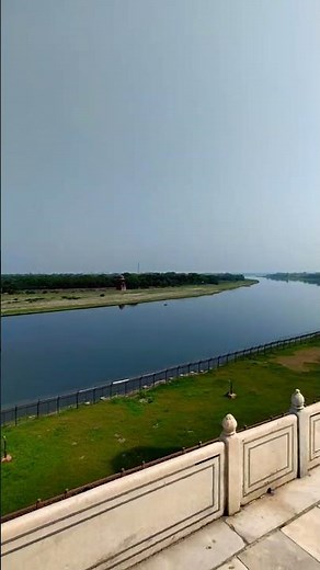 Captivating Views: Yamuna River Glimpses from the Iconic Taj Mahal #travel #tajmahal #yamuna #agra