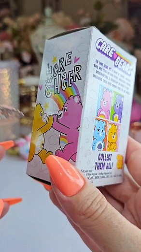 24K views · 368 reactions | She hates it  #mini #minithings #ministuff #cute #pink #pinkthings #pinkaesthetic #pinkpinkpink #pinkproducts #cutemini #unboxing #unboxingvideo #asmr #asmrsound #asmrsounds #oddlysatisfying #ragdollkittens #ragdollcat #ragdoll #ragdolllovers #kittens | Jenny Millenni | Facebook