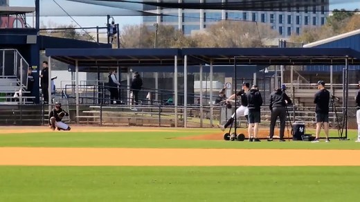 Carlos Rodón throws at Spring Training