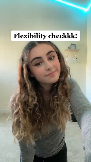 Challenge by @amandas.adventure! 💜 you guys should try this as well! #flexibilitycheck #flexible #contortion #flexibilitychallenge #GoodMorning