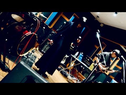 Mare 「Ash grey」 - Live Video