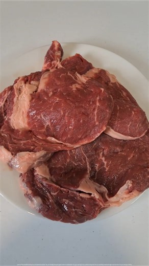 The Most Satisfying Steak Sound Ever 🥩 #foodasmr #recipe