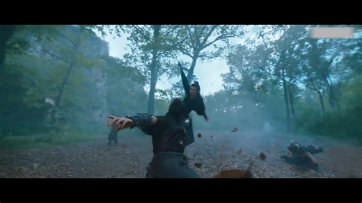 A group of assassins besieges the kung-fu boy with heavy forces—unexpectedly, the boy takes on the entire group alone!|殺手團重兵圍困功夫少年，誰料少年一人單挑全場！ #TheImmortalAscension #YangYang #JinChen #凡人修仙传 #杨洋 #金晨 #LiNaiwen #李乃文 #出色中国电视剧 #cdrama #fyp #功夫 #kungfu | Drama Home