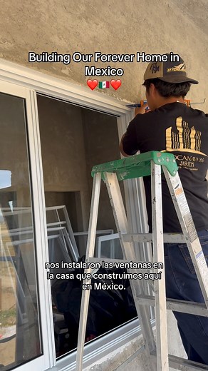 A look at the installation of the windows for our homebuild here where we live in Mexico! A huge shoutout to @procanavi_by_jireh for their beautiful work! Highly recommend! ❤️🇲🇽❤️ | Laguerita70 - Living in Mexico - Our Life After Deportation