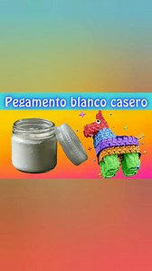 "¡Crea Magia en Casa! Haz tu Propia Cola Blanca Casera 🌟✨" ¡Prepárate para sorprenderte! En este breve video, te mostramos cómo hacer tu propia cola blanca casera. Con ingredientes simples y un toque de creatividad, podrás pegar tus proyectos de manualidades de manera fácil y divertida. ¡No te lo pierdas!" #ManualidadesEnCasa #BricolajeCreativo #HazloTúMismo #ColaBlancaCasera #PegamentoDIY #Creatividad #Arte #ReelsCreativos #TutorialRápido #ProyectosDivertidos | Villa Burbuja