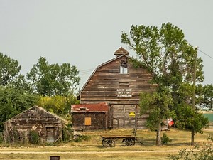 11 Ghost Towns & Ruins to Visit in Alberta